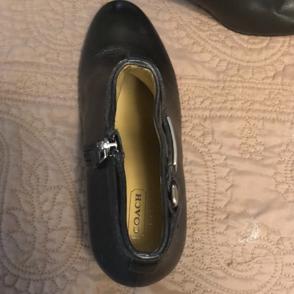 VEUC Coach Black Leather Bootie Size 7.5 - Picture 2 of 5